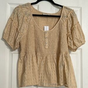 American Eagle peasant top. Large.